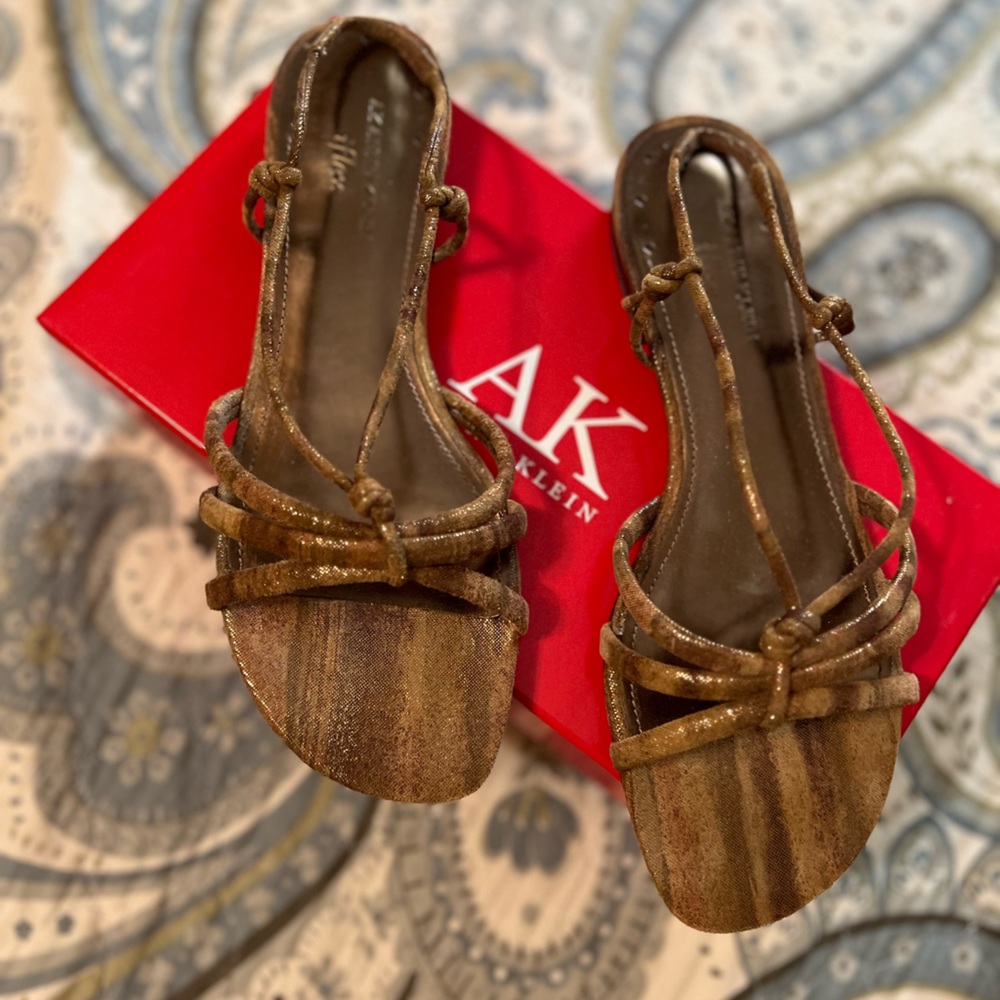 Anne Klein Bronze Mules Leather Size 8.5 Brand New